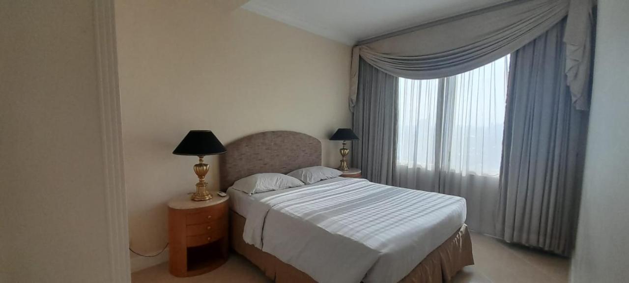 Batavia & Serviced Apartemen *