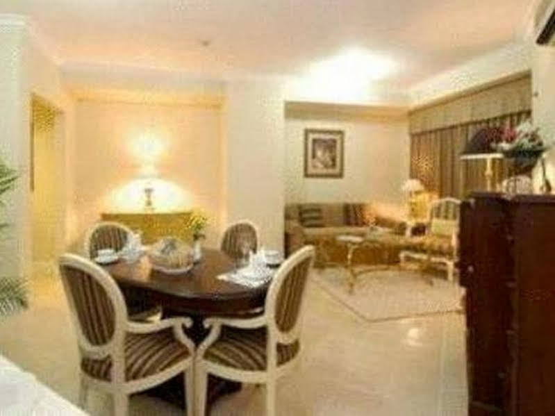 Batavia & Serviced Apartemen
