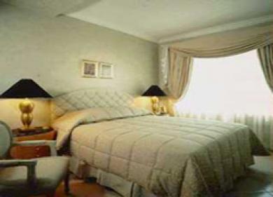 Batavia & Serviced Apartemen *